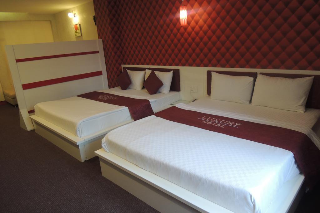 Luxury Hotel Хошимін Екстер'єр фото